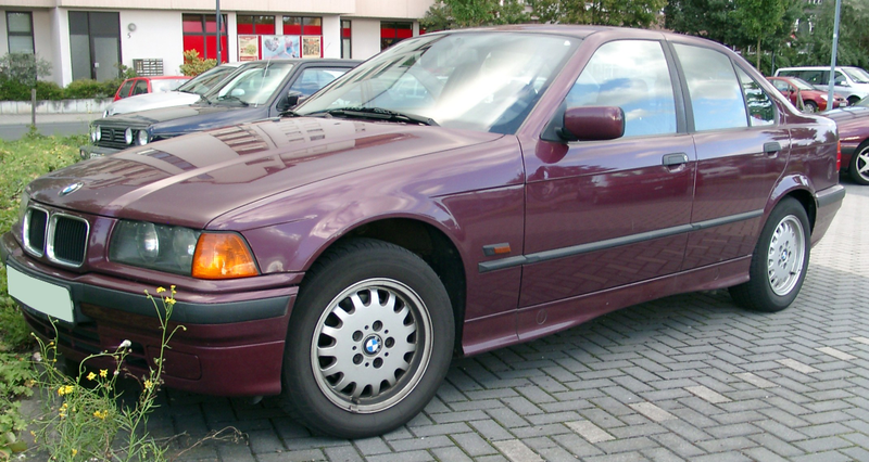 Illustration for article titled Why the BMW E36 3-Seires is the Perfect First Car